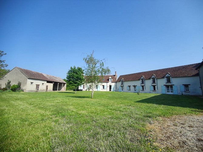 tourismesologne-romorantin-gites-lescolverts-corps batiment