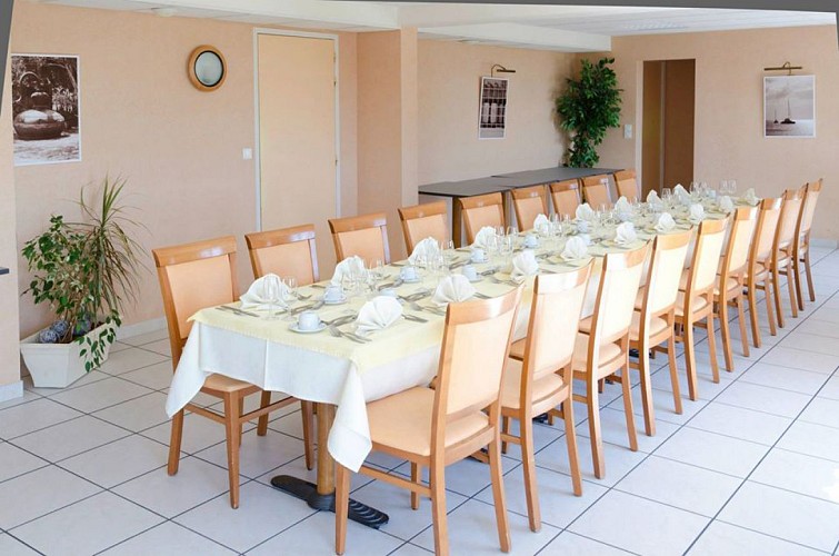 RESTAURANT AUBERGE DU MONT MERCURE