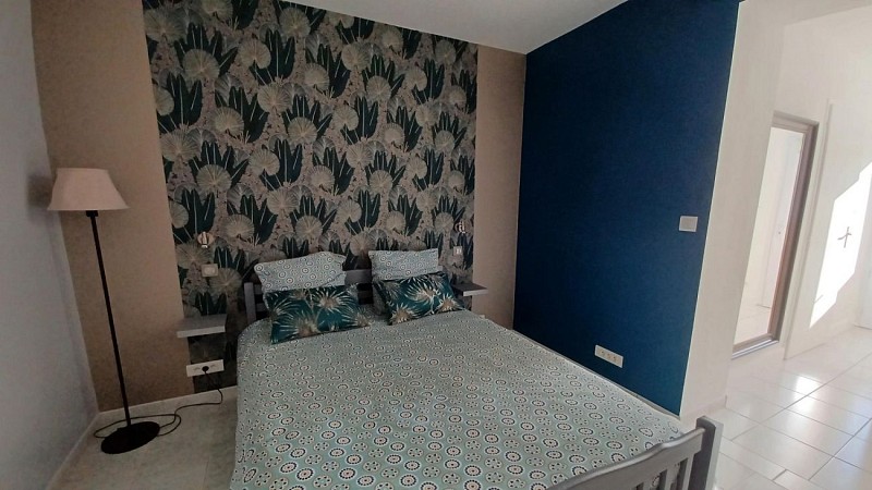 MEUBLÉ "LES ROSIERS"