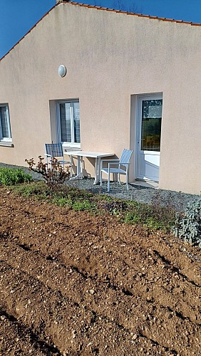 MEUBLÉ "LES ROSIERS"