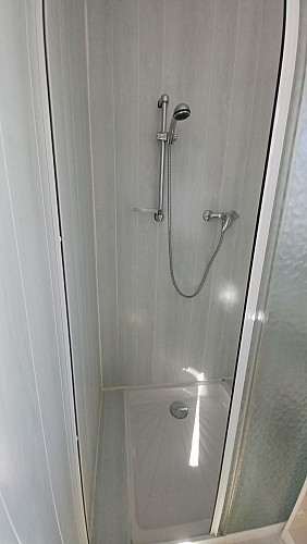 MEUBLÉ "LES ROSIERS"