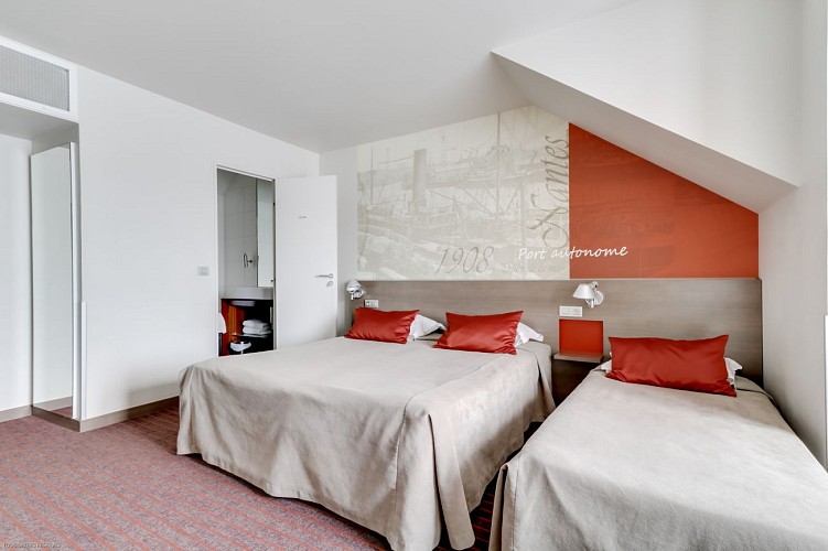 HOTEL AMIRAL