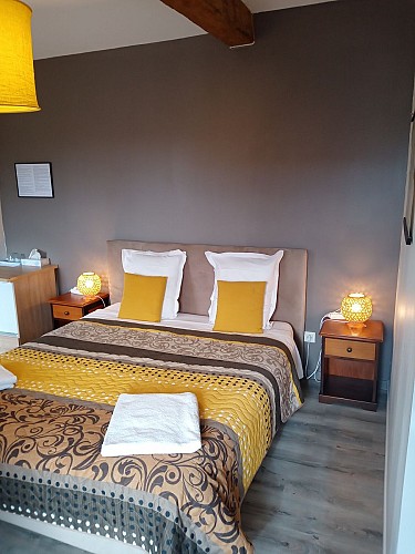 Zwei Schritte vom Rhéby entfernt