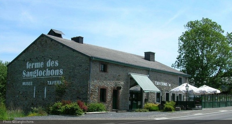 Ext+®rieur copyright la ferme des Sanglochons.JPG