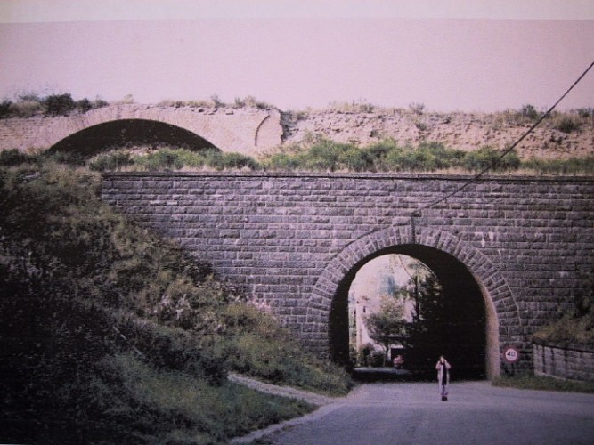 L'ancien pont des chemins de fer