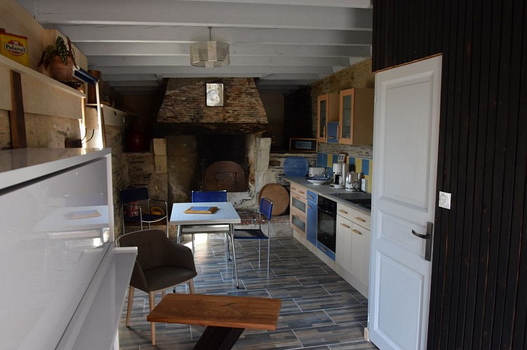 LE FOURNIL DES ROCHELLES : STUDIO MEUBLÉ DE TOURISME