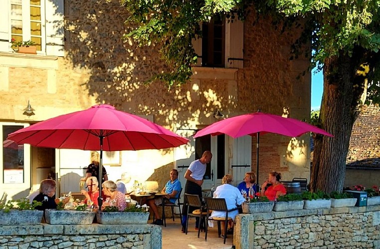 les cèdres Saint Marcel du Périgord 1