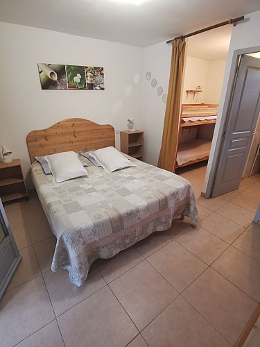 Chez Cécile - Gîtes et Chambres d 'Hôtes