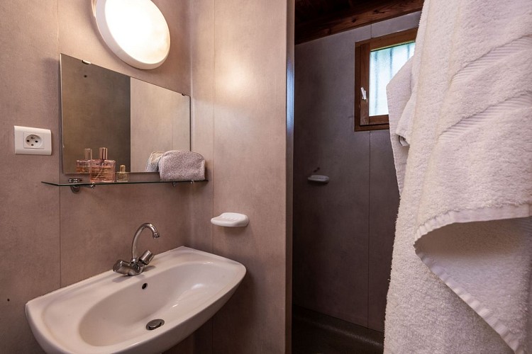 Chalets Bois 4 à 6 personnes -  Confort