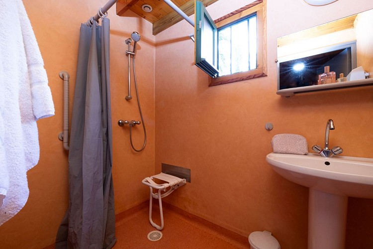 Chalets Bois 4 à 6 personnes -  Confort