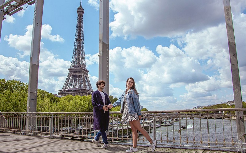Private Photoshoot at the Eiffel Tower