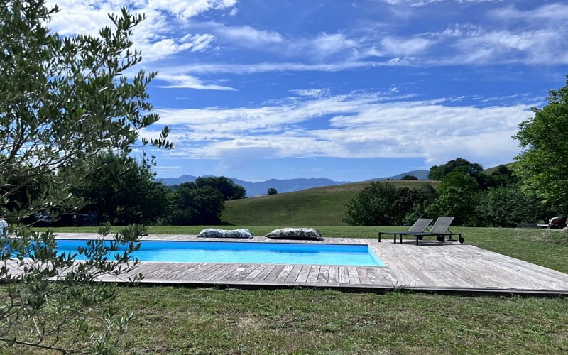 Maison Biscaya-Demange-çaro-piscine et vue