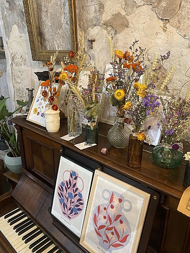 Bettina - House of Flowers and Decoration