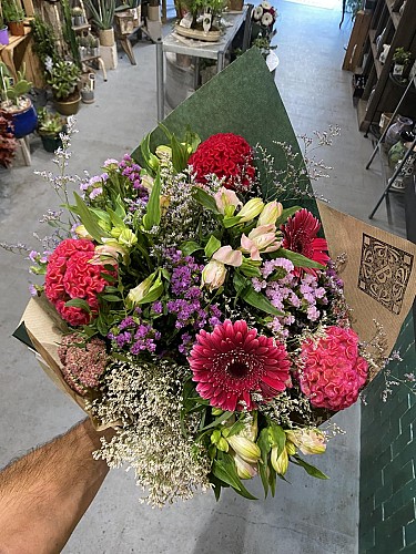 Bettina - House of Flowers and Decoration