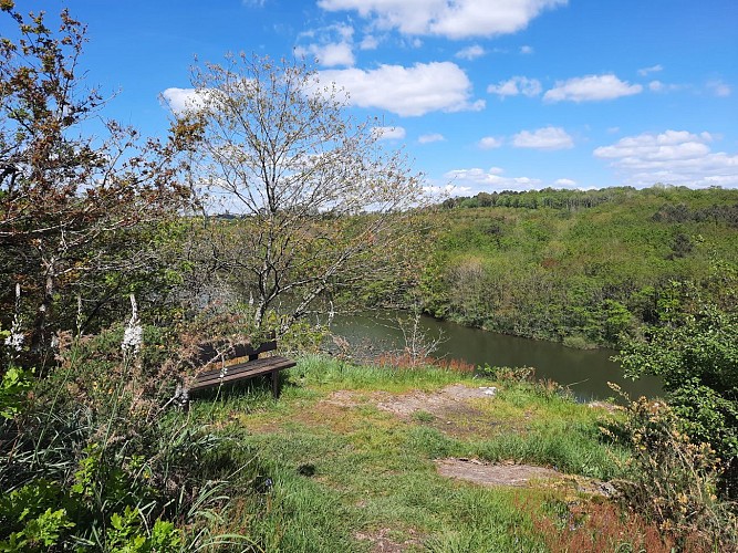 Belvédère sur le lac - Chantonnay