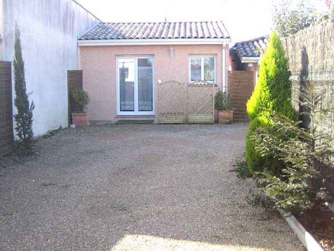 PETITE MAISON INDEPENDANTE DANS TOULOUSE