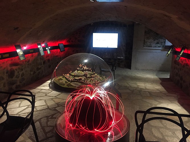 Scénographie sur le village d'Usson