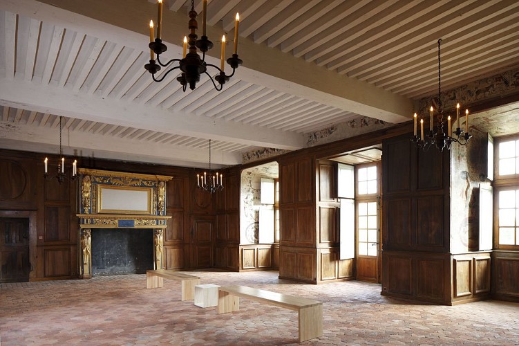 Château de Villeneuve-Lembron