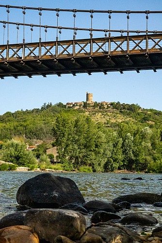 Donjon médiéval de Montpeyroux