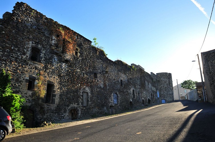 Fort villageois de Mareugheol