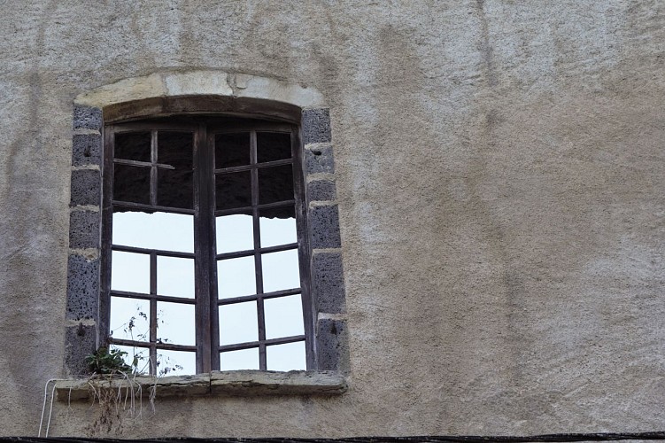 Fort villageois de Mareugheol