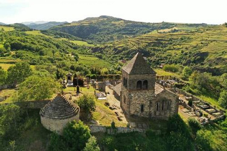 Église et site archéologique du Chastel