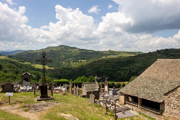 Église et site archéologique du Chastel