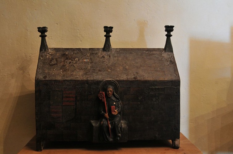 Église Sainte-Claire de Saint-Hérent