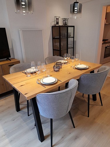 Gite En Li Esse table a manger