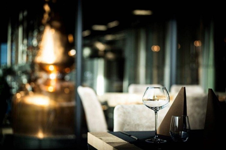 Raeren distillerie radermacher c michel dehaspe 11