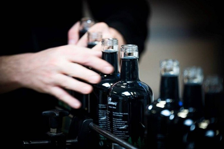 Raeren distillerie radermacher c michel dehaspe 21