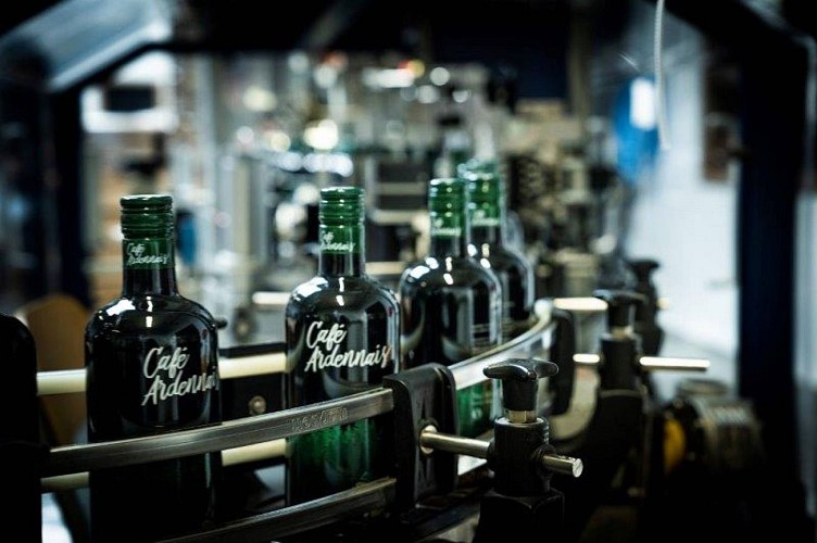 Raeren distillerie radermacher c michel dehaspe 20