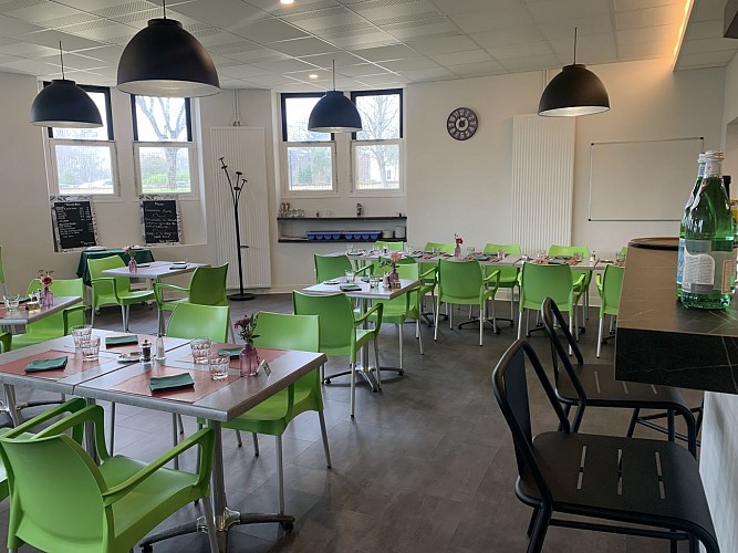 Brasserie d'application Marcona Café