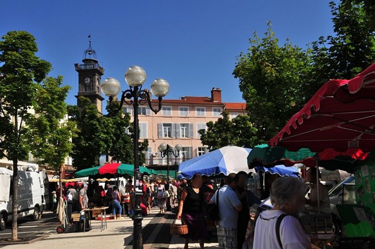 Issoire, “Most beautiful detour of France”