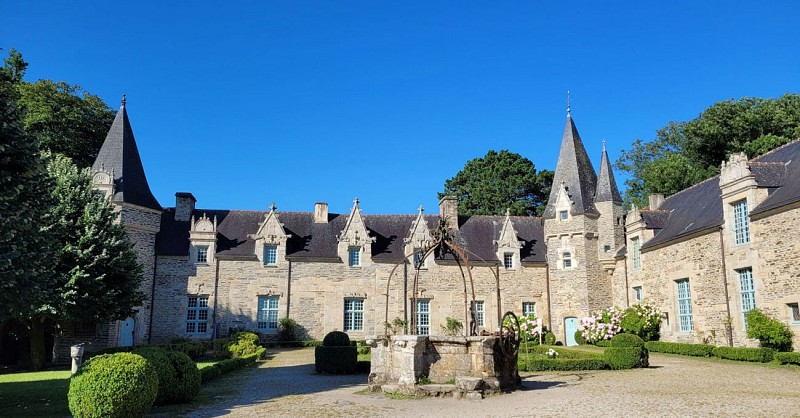 Rochefort-en-Terre, les fortifications et le château