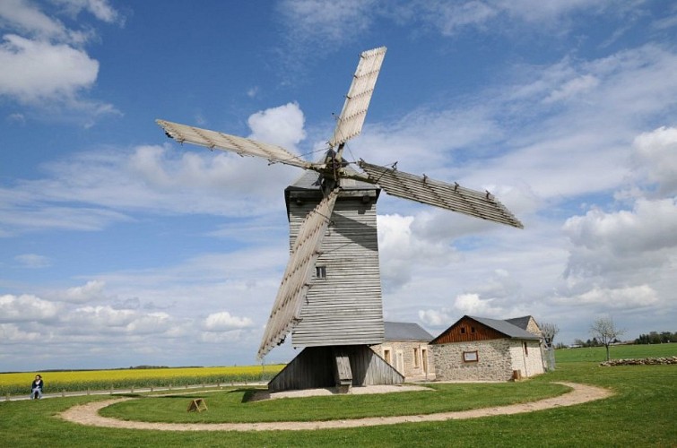2010-04-25 - moulin, ouarville - 4288 x 2848 -_
