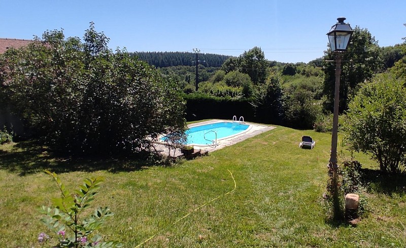 10 - Extérieurs vue piscine