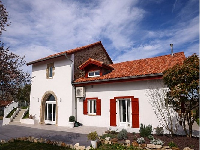 Maison Perbos façade extérieure