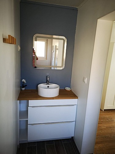 MILHORAT DUPUY 8 chambre 1 vasque