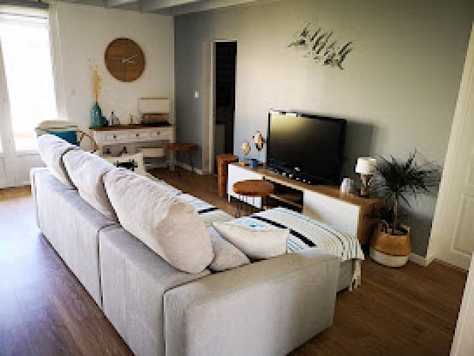 MILHORAT DUPUY 3 séjour