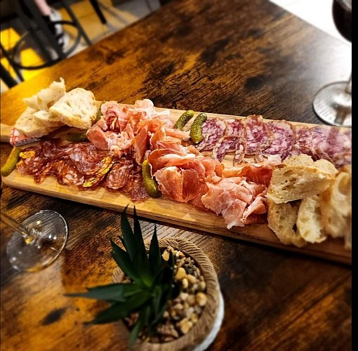 Le Picovino, bar à vins, spritz et liqueurs