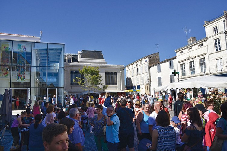 Marché Fontenay Le Comte