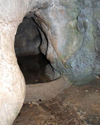 Grotte Garnier (naturelle - petit bassin) /! très faible ou stagnant