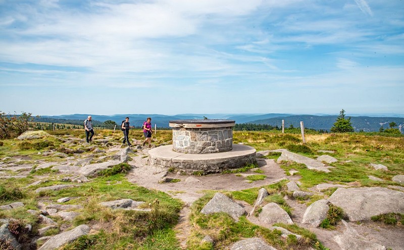 La table d'orientation du tanet-gazon du faing - oriëntatietabel