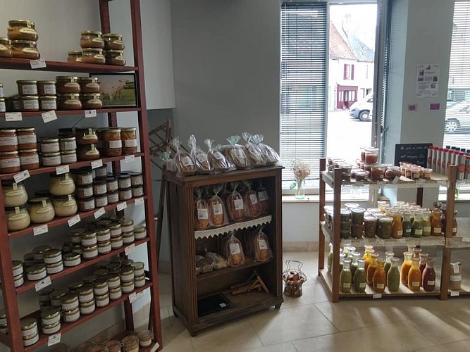 301769694_408893824676420_1579381505228044777_n