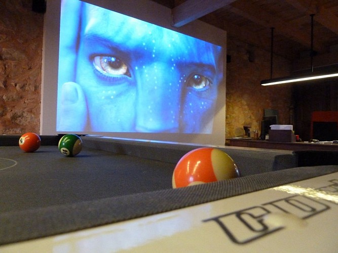 Le Cocon du Morvan - billard - home cinéma