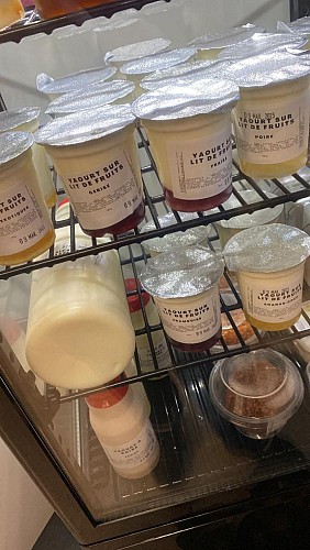 Ferme de la tombale - yaourts