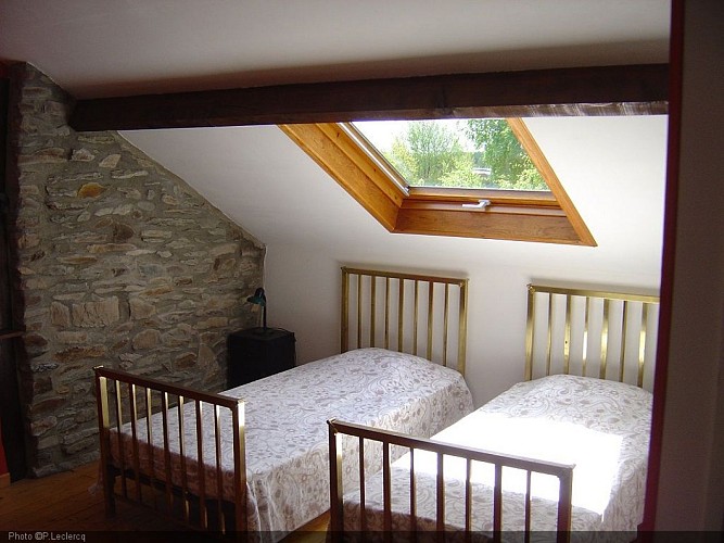 Gîte 1 chambre 2.JPG