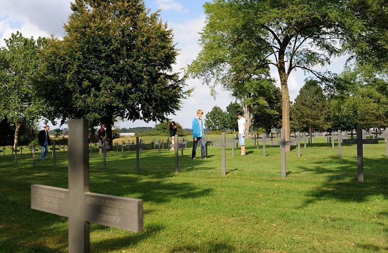 Nécropole militaire allemande de la Maison Blanche