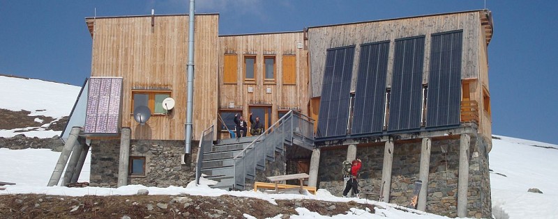 Peclet-Polset Hut (FFCAM-French Alpine Club)